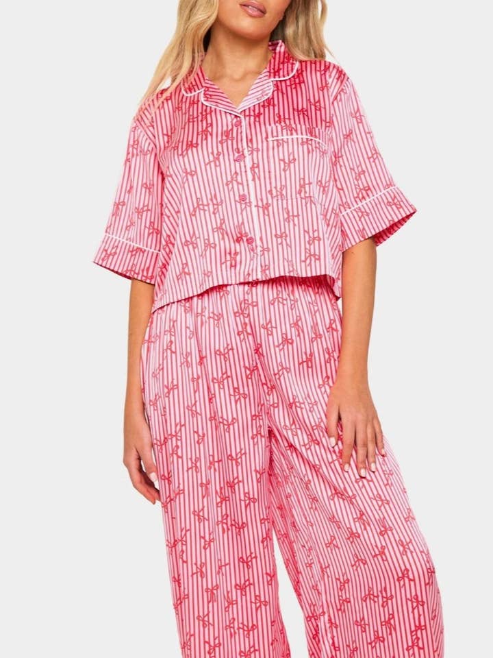 Bow Print Cropped Shirt & Pants Pajama Set for wholesale by Rosa Clothing
