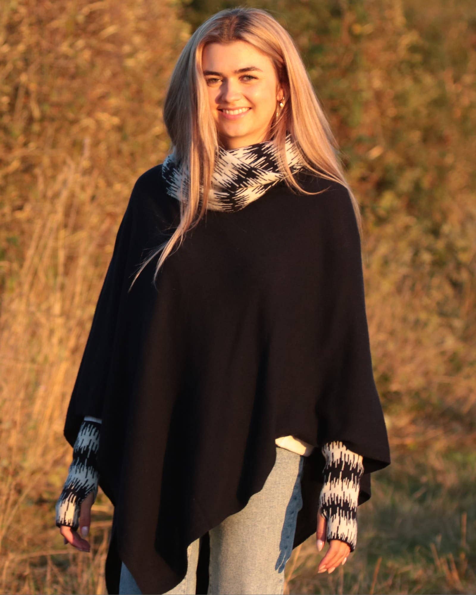 Cadenza Italy Ltd - Vente Poncho – femme - Poncho classique en mélange de cachemire13