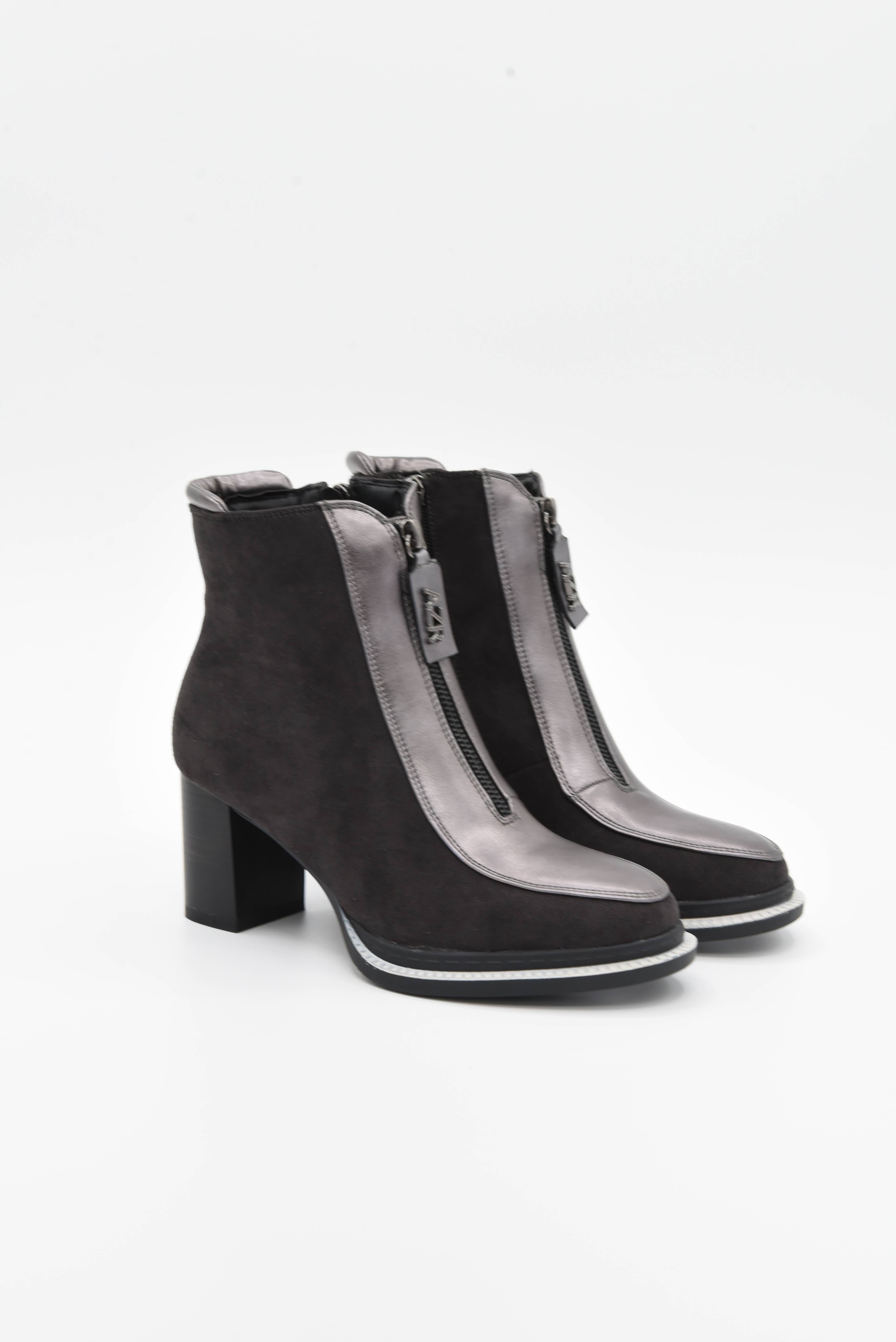 Azarey - Wholesale Booties - Women's - Bicolor ankle boot with front zipper 462K274 3
