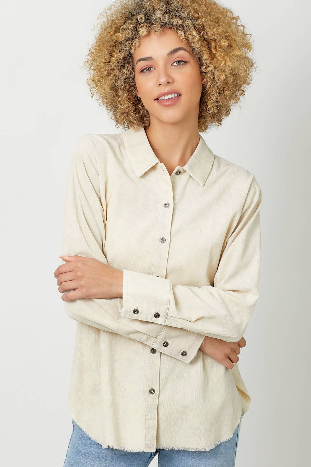 Mystree – Engroshandel Skjorte med buttondown – til kvinder – 60857 Vasket fløjlsskjorte9