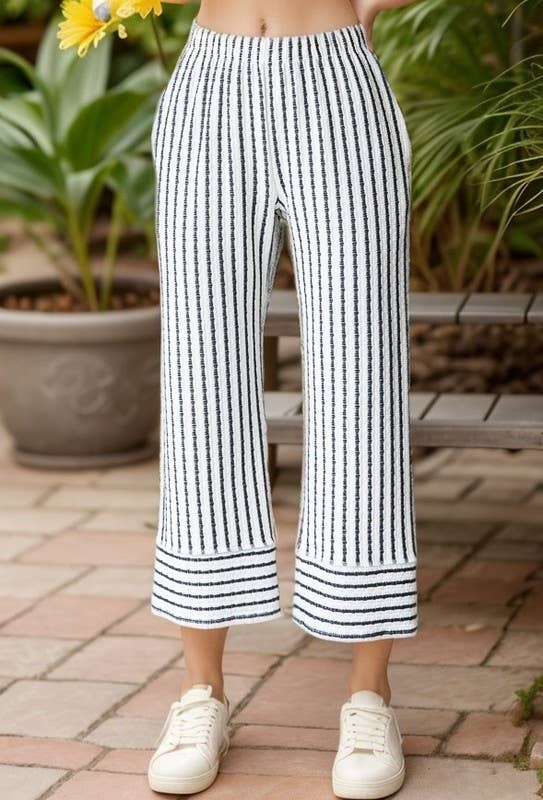 HEIMISH – wholesale Pants – Women's – EP6854-10 JACQUARD STRIPE CROPPED PANTS3