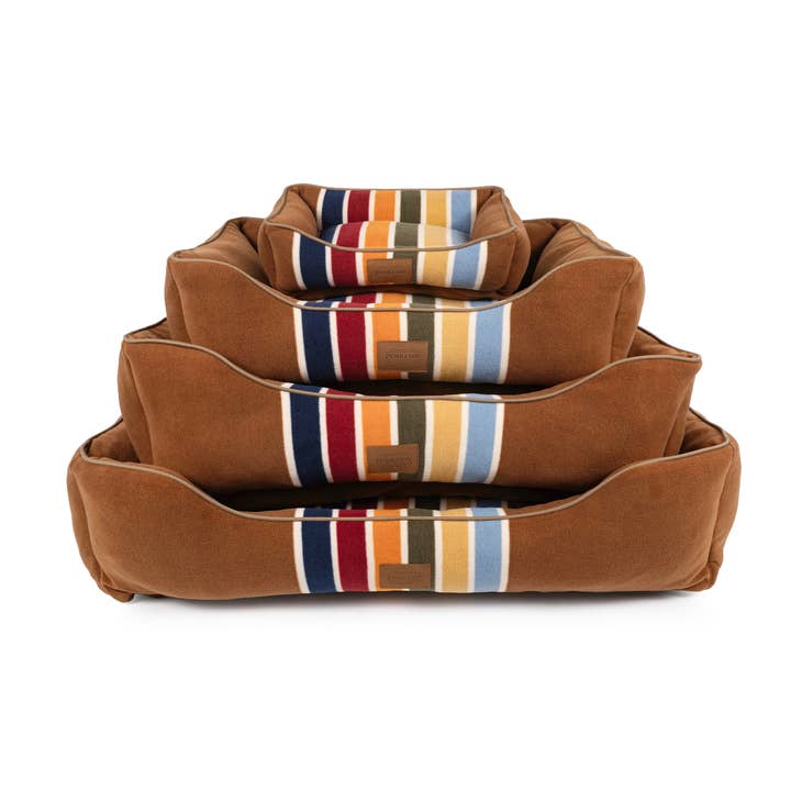 Pendleton National Park Kuddler pour la vente par Carolina Pet Company