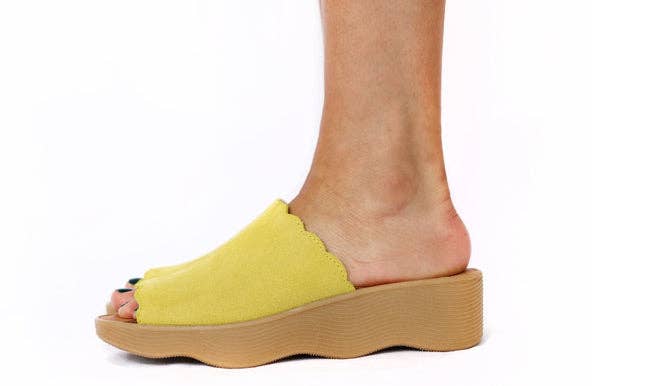 Famolare - Wholesale Sandals - Women's - Slide Over - Earth7