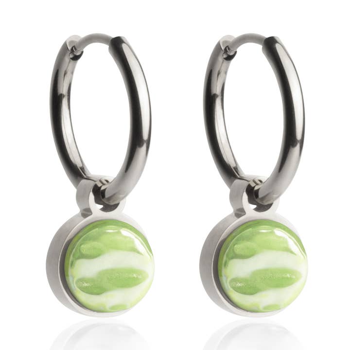 Orecchini a cerchio Mix & Match con pendente • argento/verde lime • 16 mm per la vendita all'ingrosso da parte di ALEXASCHA