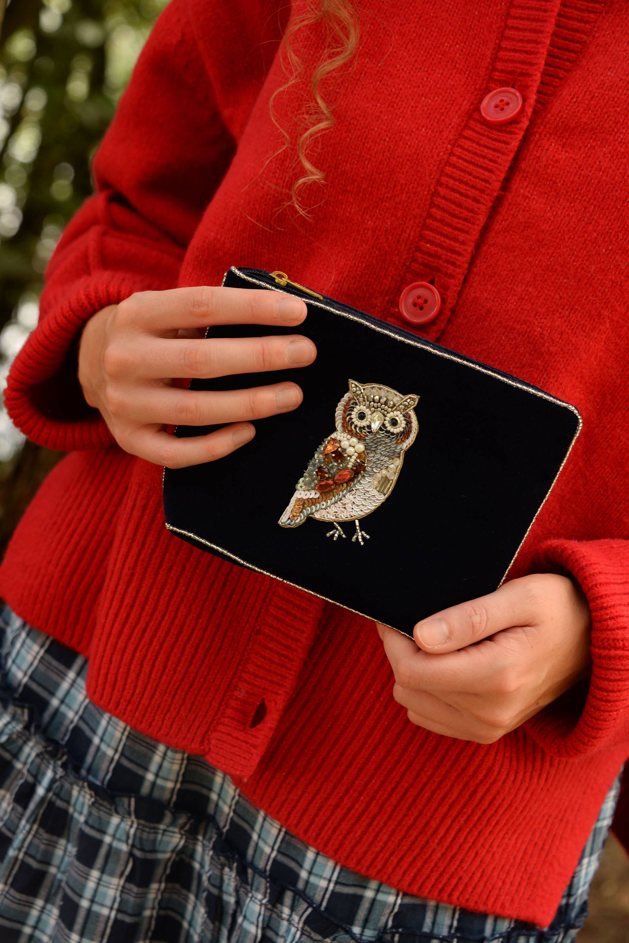 My Doris – wholesale Pouch – Women’s – NAVY BLUE OWL MEDIUM VELVET POUCH1