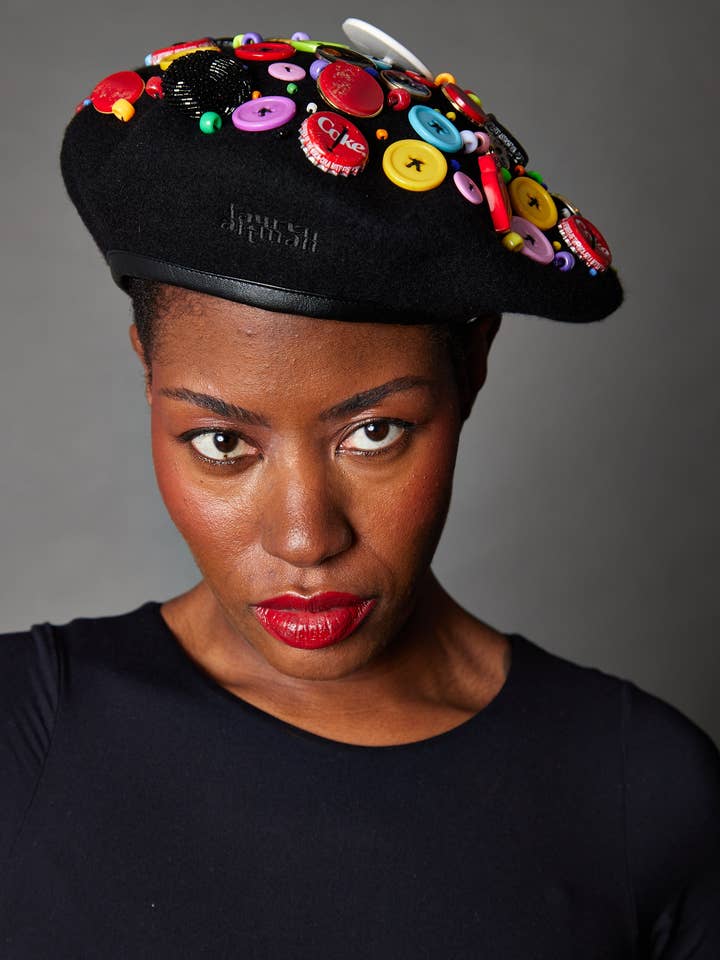 Knappbasker för wholesale av Lauren Altman