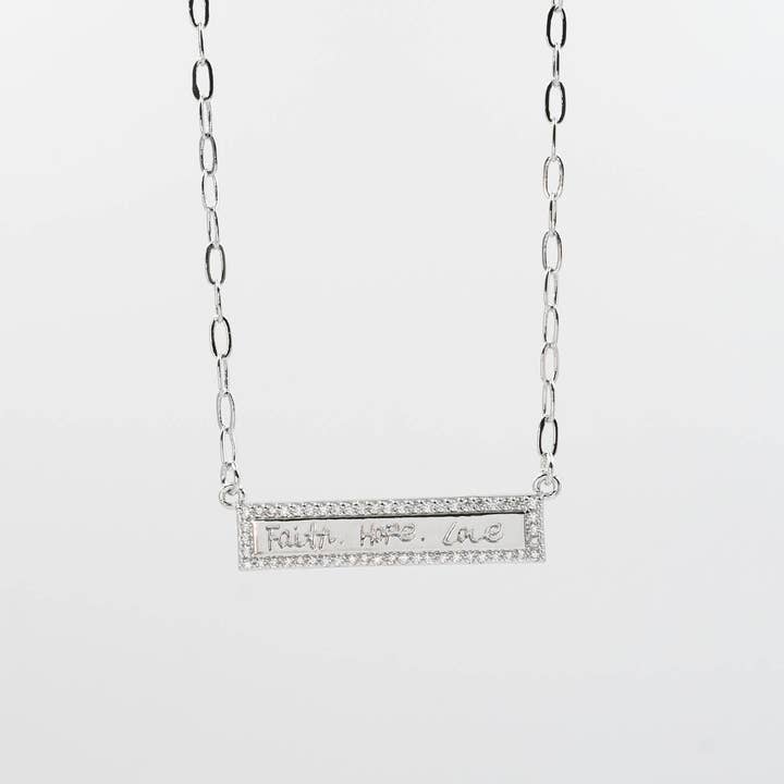 Collana Faith Hope Love in argento per la vendita all'ingrosso da parte di Treasure Jewels Inc.