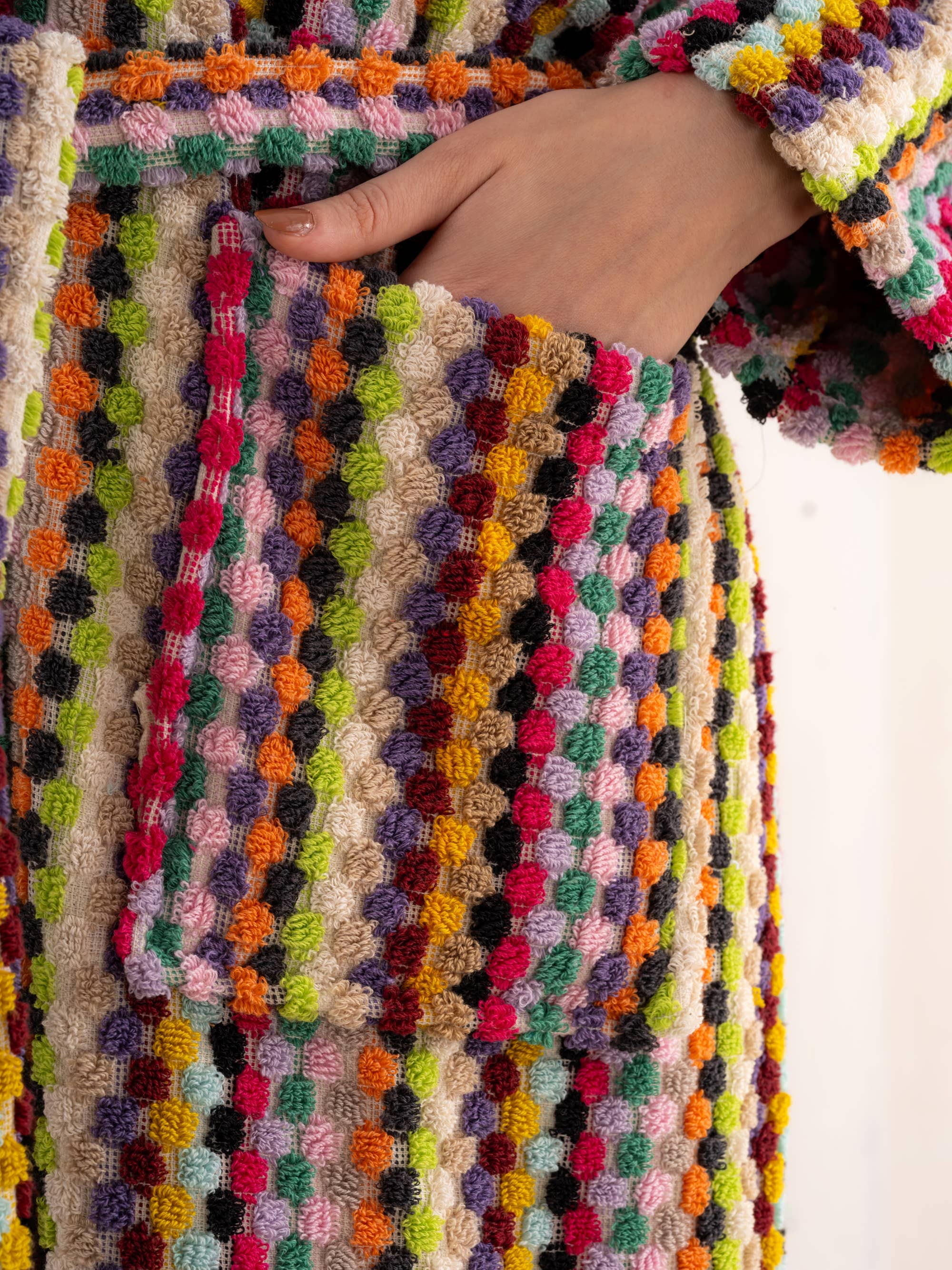 Kalkedon Towels – wholesale Robe – Women's – Pom Pom Bathrobe | Handwoven Robe | Thick and Plush Robe4