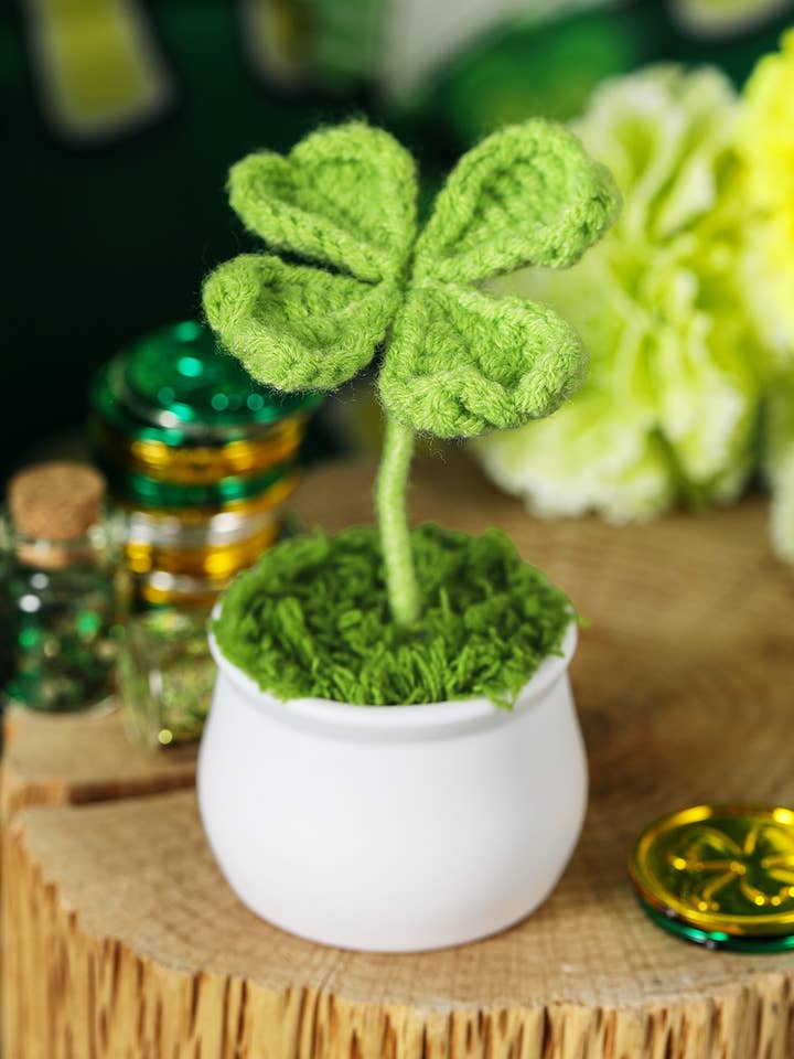 Handmade Crochet Four Leaf Clover Potted Plant Decoration for wholesale by 66DISCO