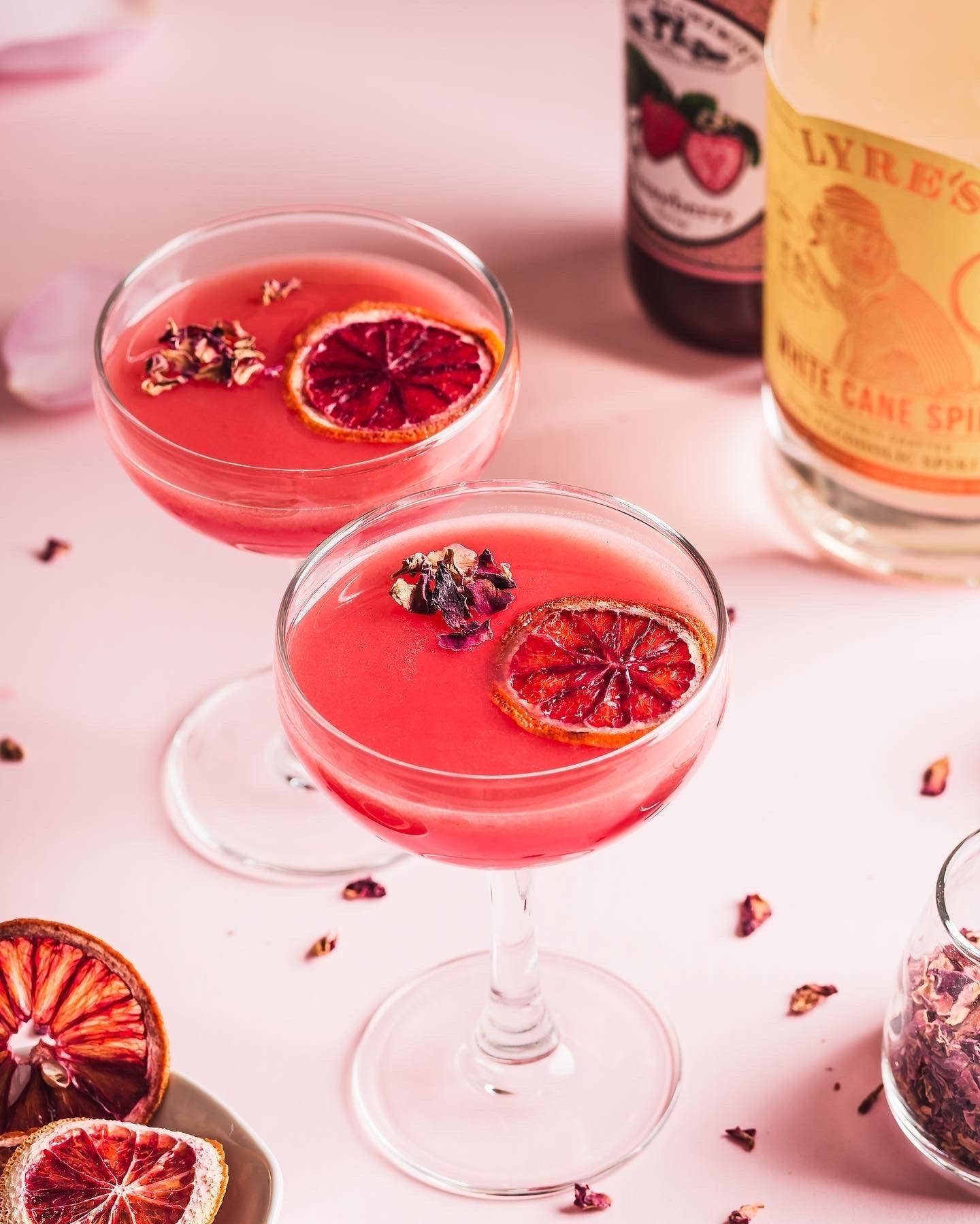 Cocktail Garnish Co. - Vente Fruits secs/déshydratés - Orange sanguine déshydratée, 2,5 oz (plus de 25 tranches)7