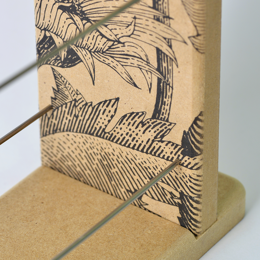 Bonbon-France - Vendita all'ingrosso Vetrina per rivenditori - Cibo e bevande - Espositore Apipharma con 5 scomparti3