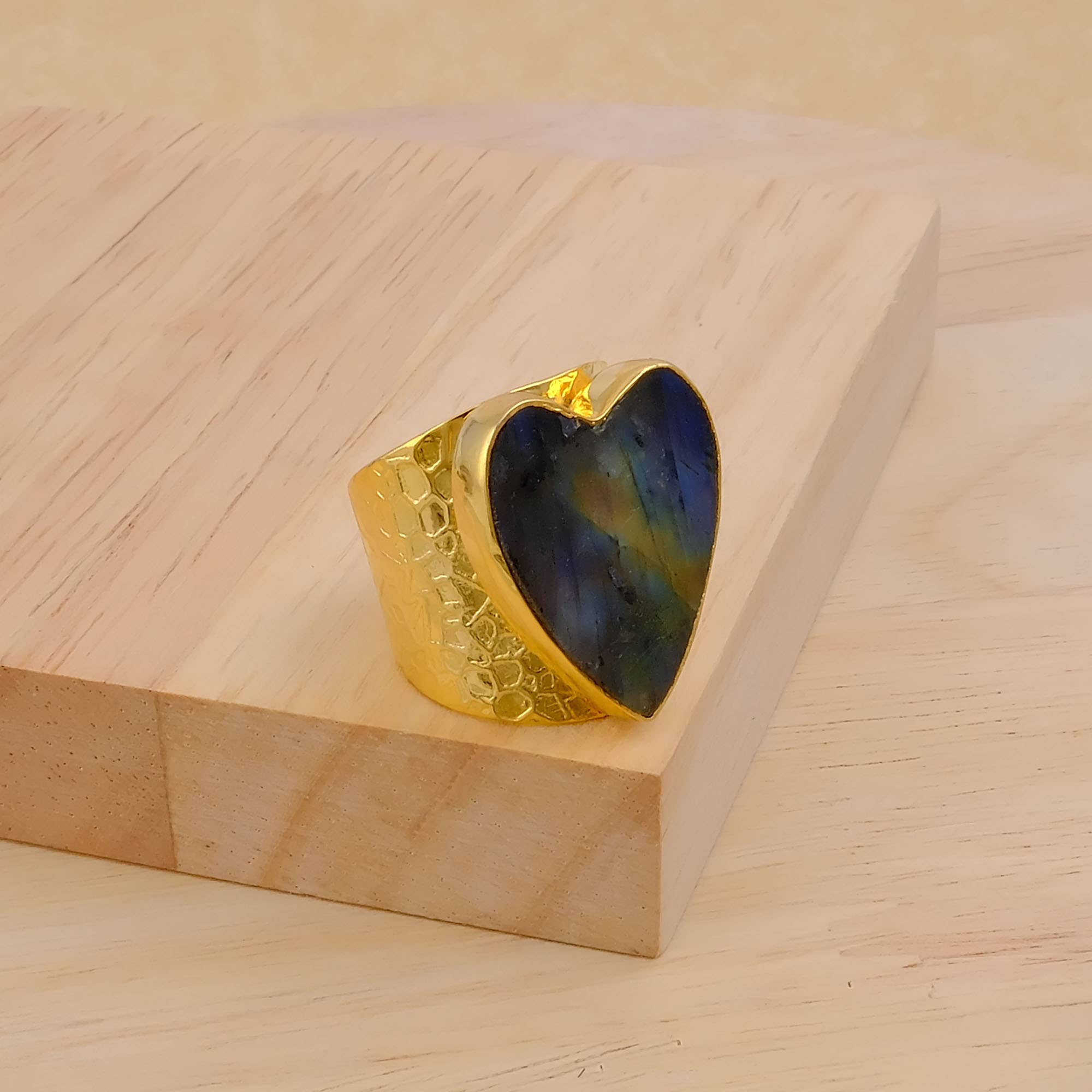 El Joyero - Wholesale Multi-Stone Ring - Handmade Adjustable Labradorite Iridescent Heart Ring1