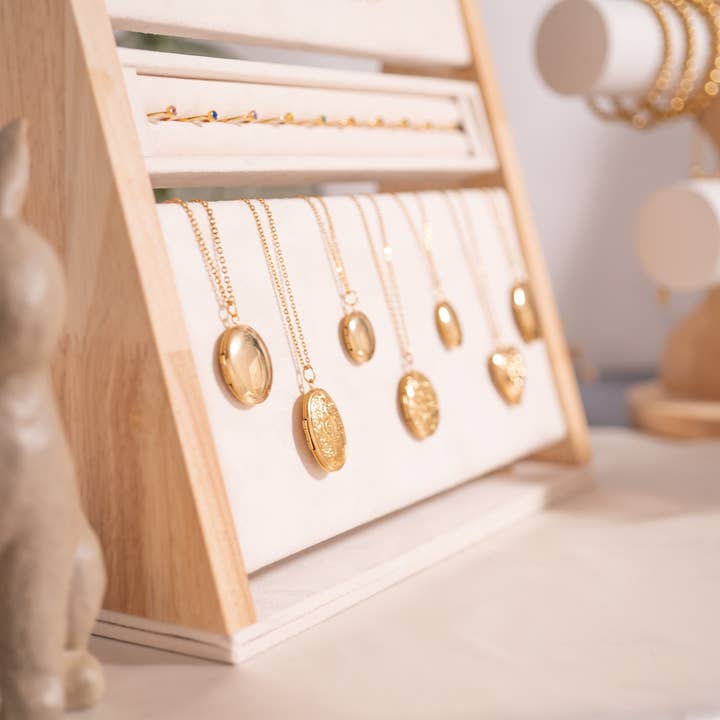 WJW - Wholesale Locket necklace - 18K Gold PVD Stainless Steel Textured Oval Locket Pendant8