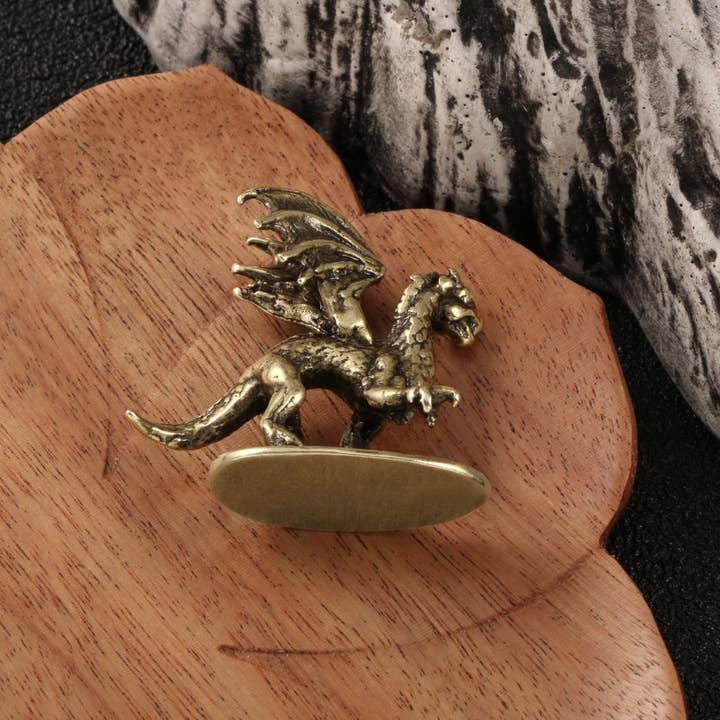 Gemcohub - Wholesale Decorative figurine - Pterosaur Flying Dragon Small Dinosaur Brass Ornaments3