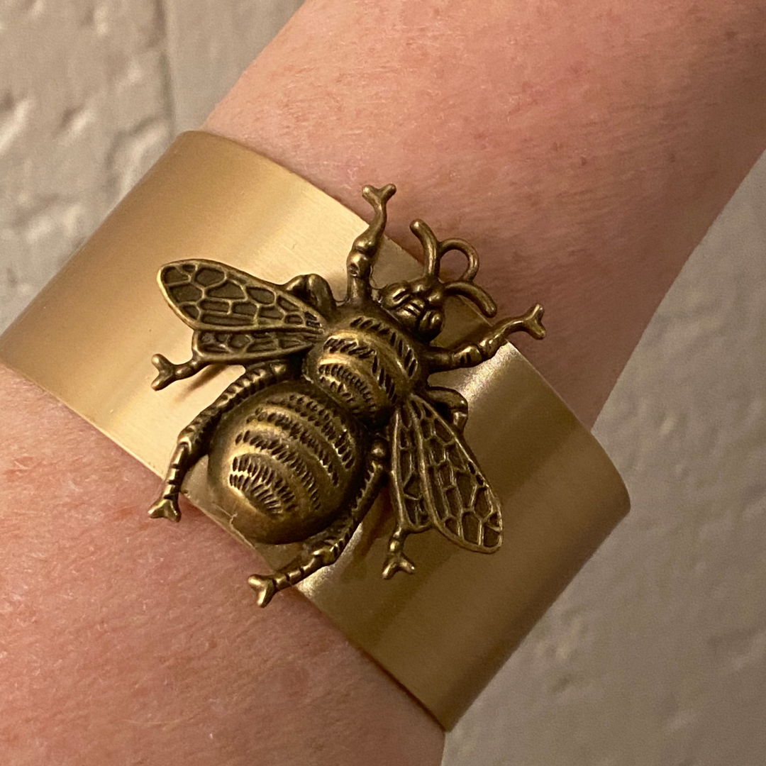 Anthologie, Co. - Wholesale Cuff Bracelet - Queen Bee Cuff Bracelet - Bee Embellished Bracelet1
