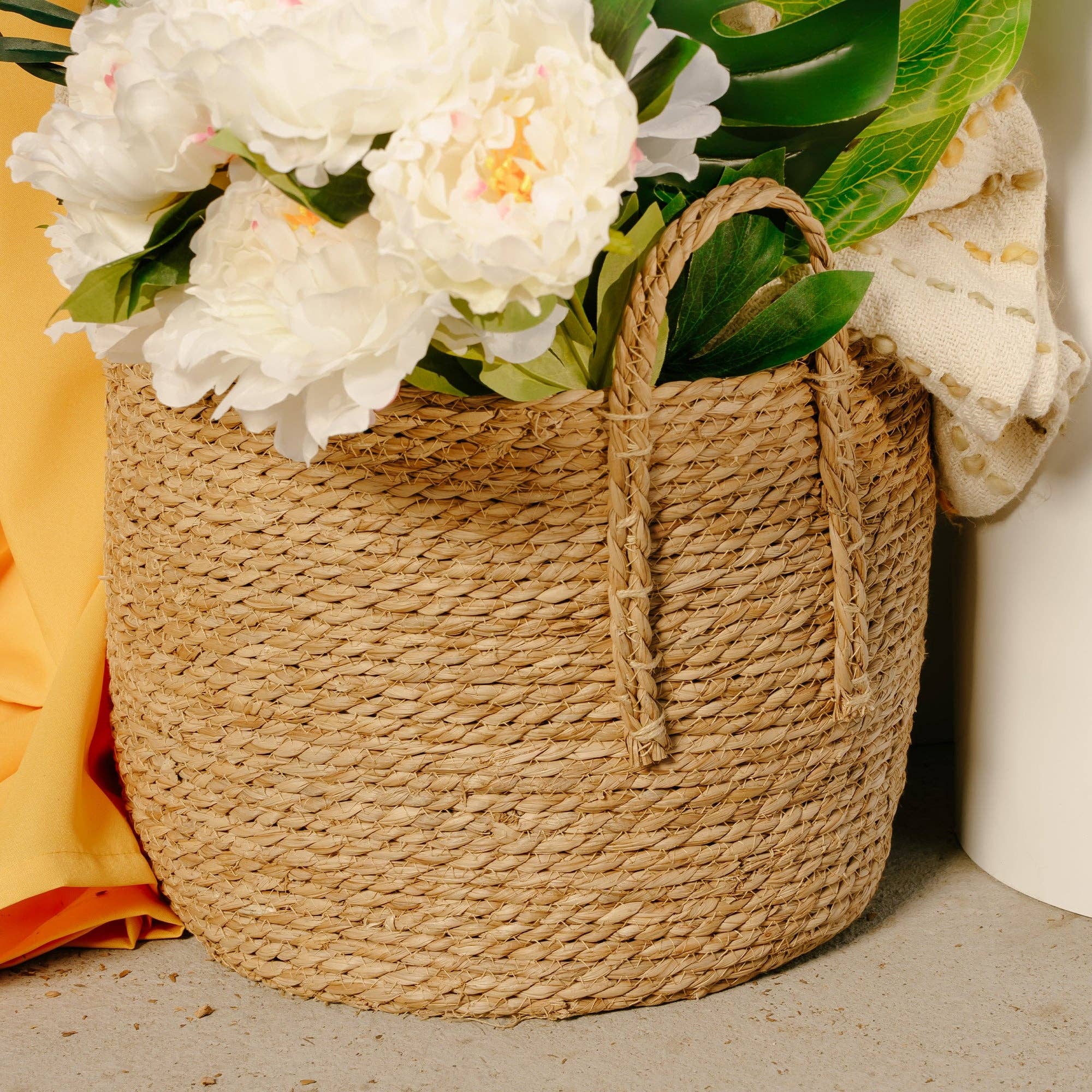 Portofino International Trading, USA - Wholesale Basket - Woven Rattan Floor Round Basket - 14" Diameter x 12"H6