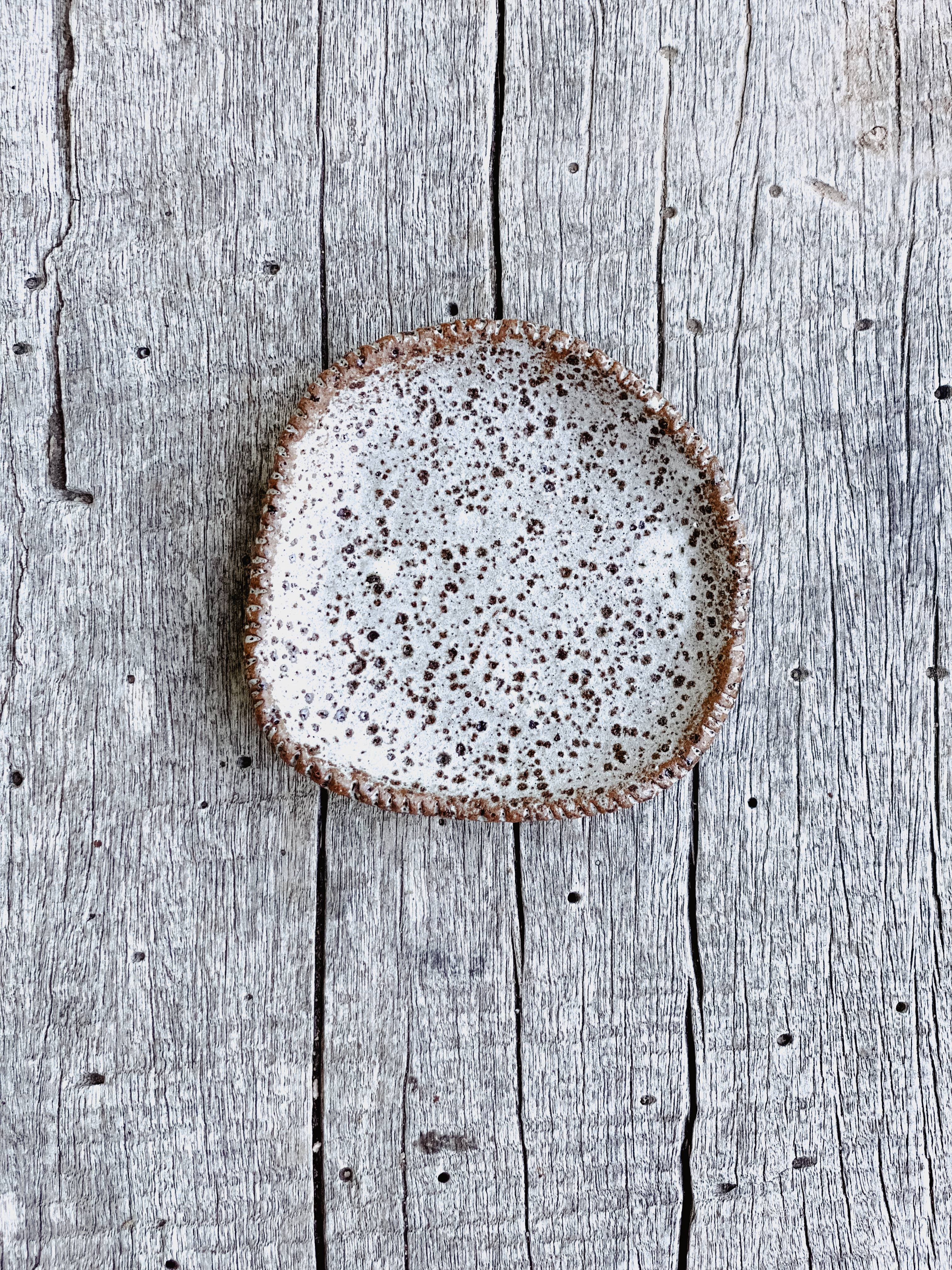 River Ceramics - Wholesale Serving plate - White Speckle Serving Plates - Hand Carved Pattern8