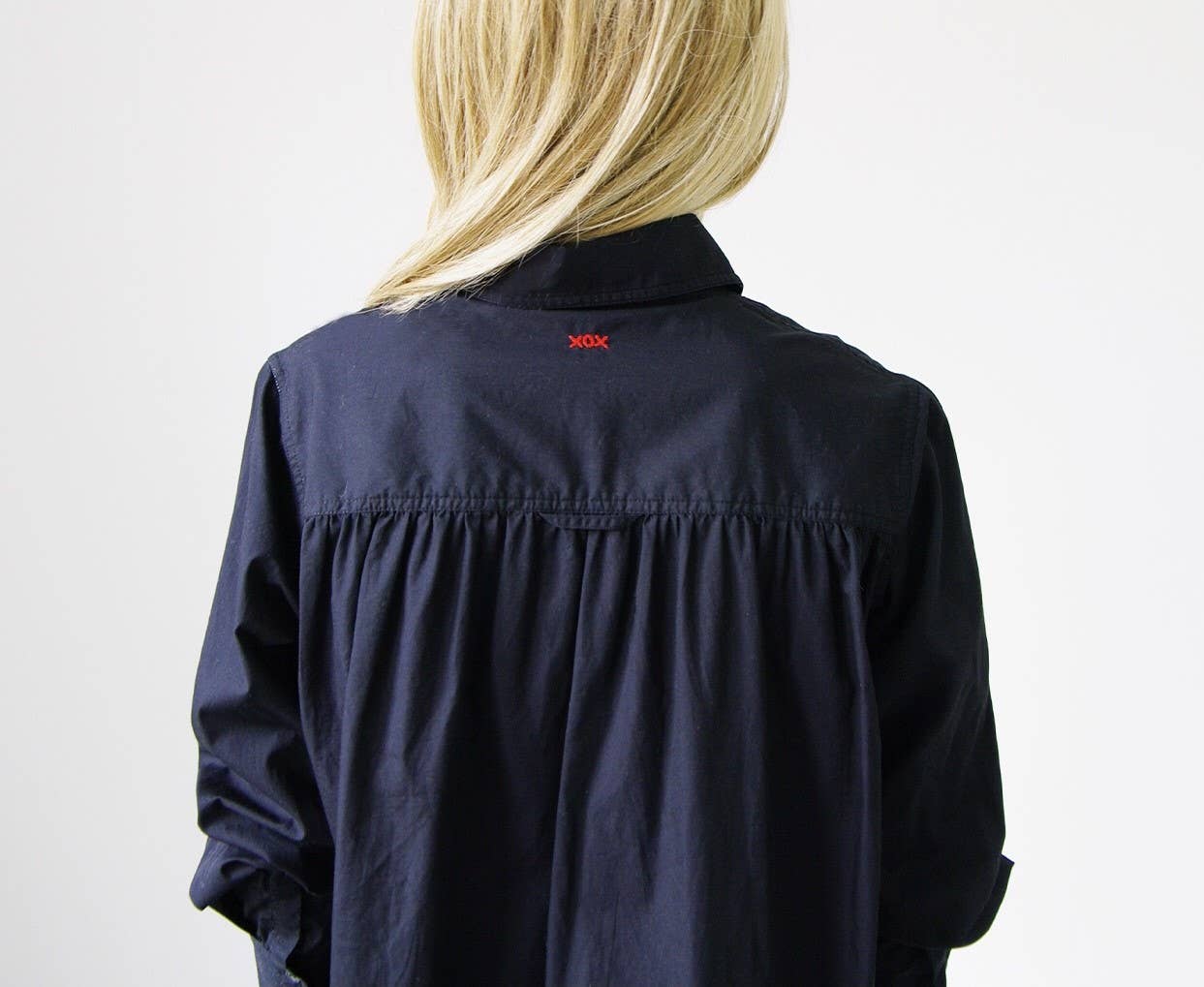 Who's Charlie - Vendita all'ingrosso Camicia button down - Donna - Camicia oversize in cotone Riley2