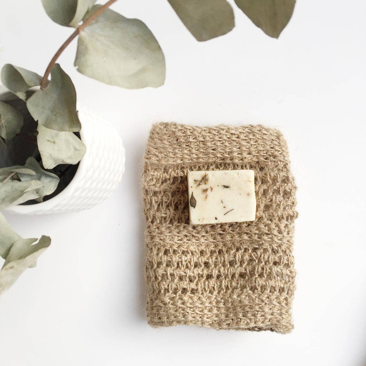 Verdonce – wholesale Exfoliating gloves/mitts – Natural jute circulation mitt2