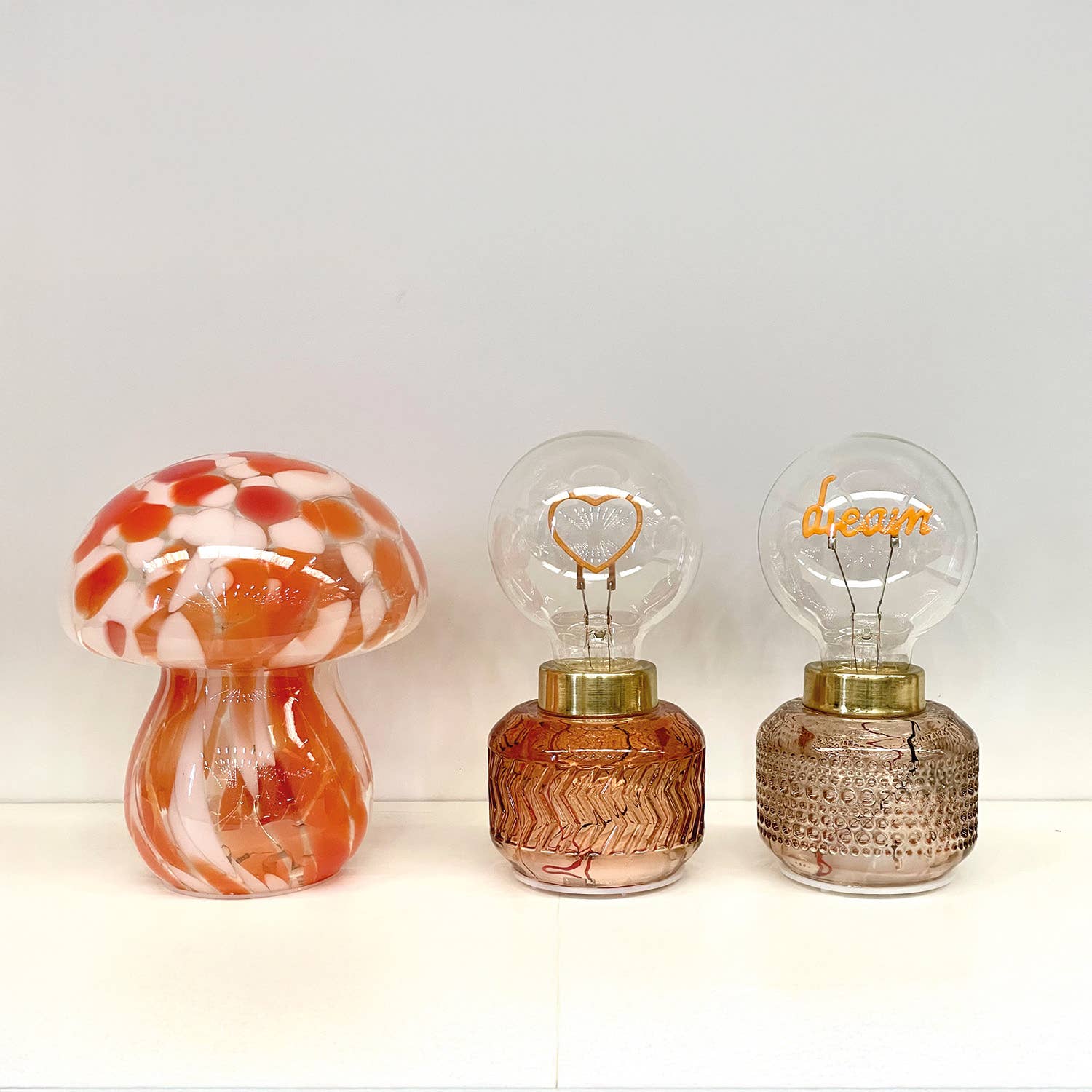 Opjet Paris - Wholesale Accent/Desk Lamp - Vaness dream champagne LED decoration with batteries D8.4 H15.8cm1