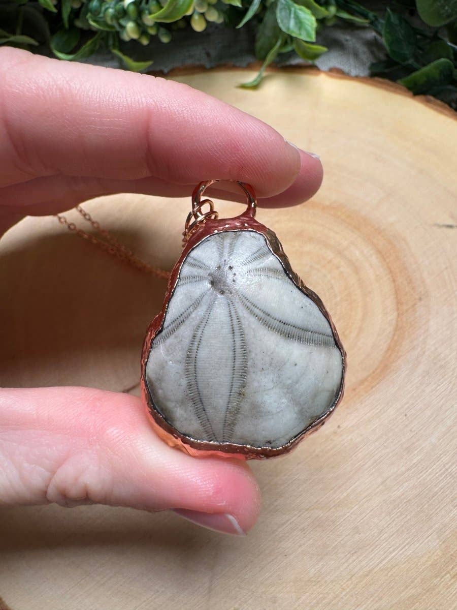 Copper Ashes - Wholesale Pendant/Charm Necklace - Sea Biscuit Fossil Necklace