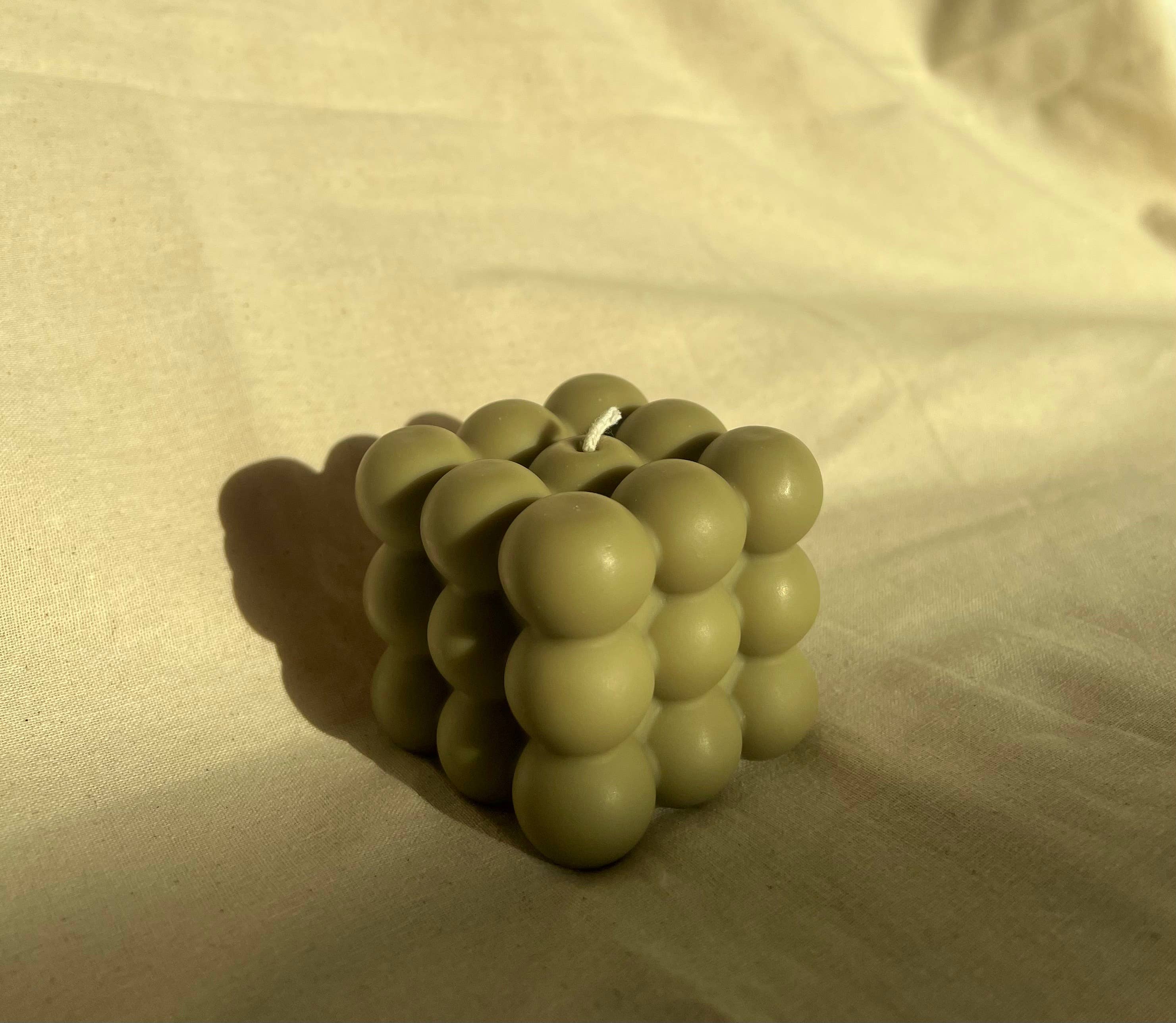 Lolitas Candle Co - Wholesale Novelty Candle - Minimalist Bubble Candle3