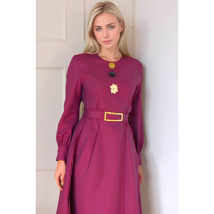 Robe midi ceinturée au charme vintage pour la vente par XHHH Inc