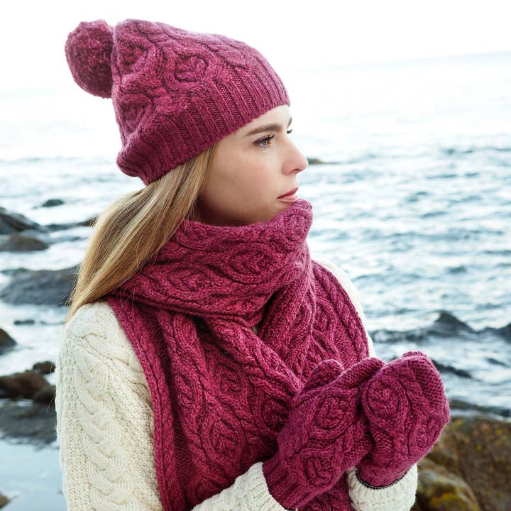 Aran Crafts - Wholesale Scarf - Women's - LEAF DESIGN SCARF N120
0