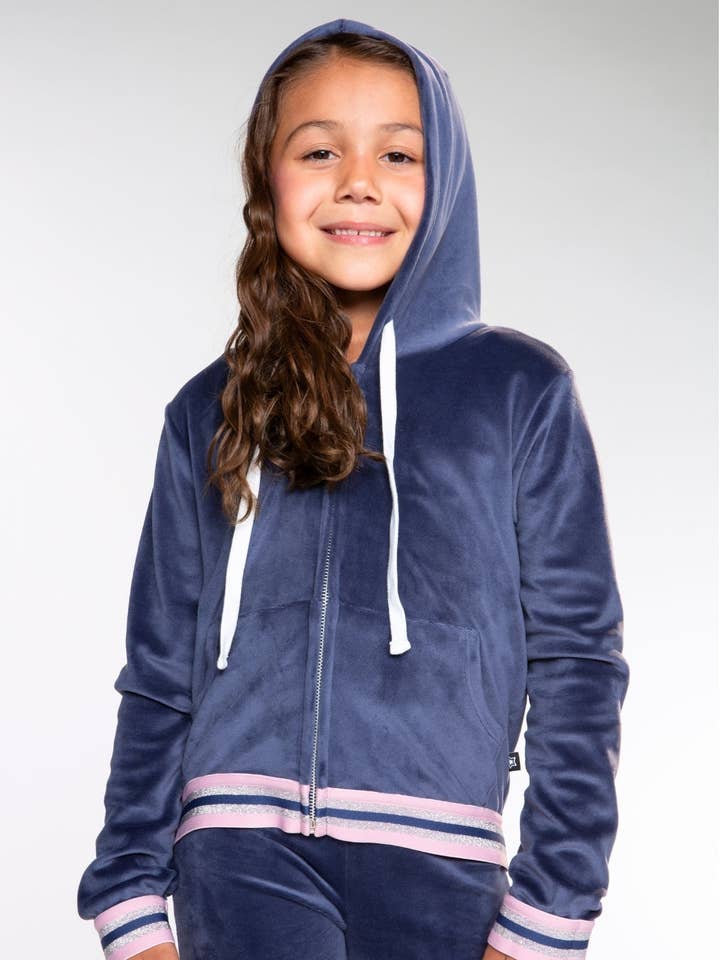 Sudadera con capucha de terciopelo con cremallera y corte corto para venta al por mayor de PixieLane