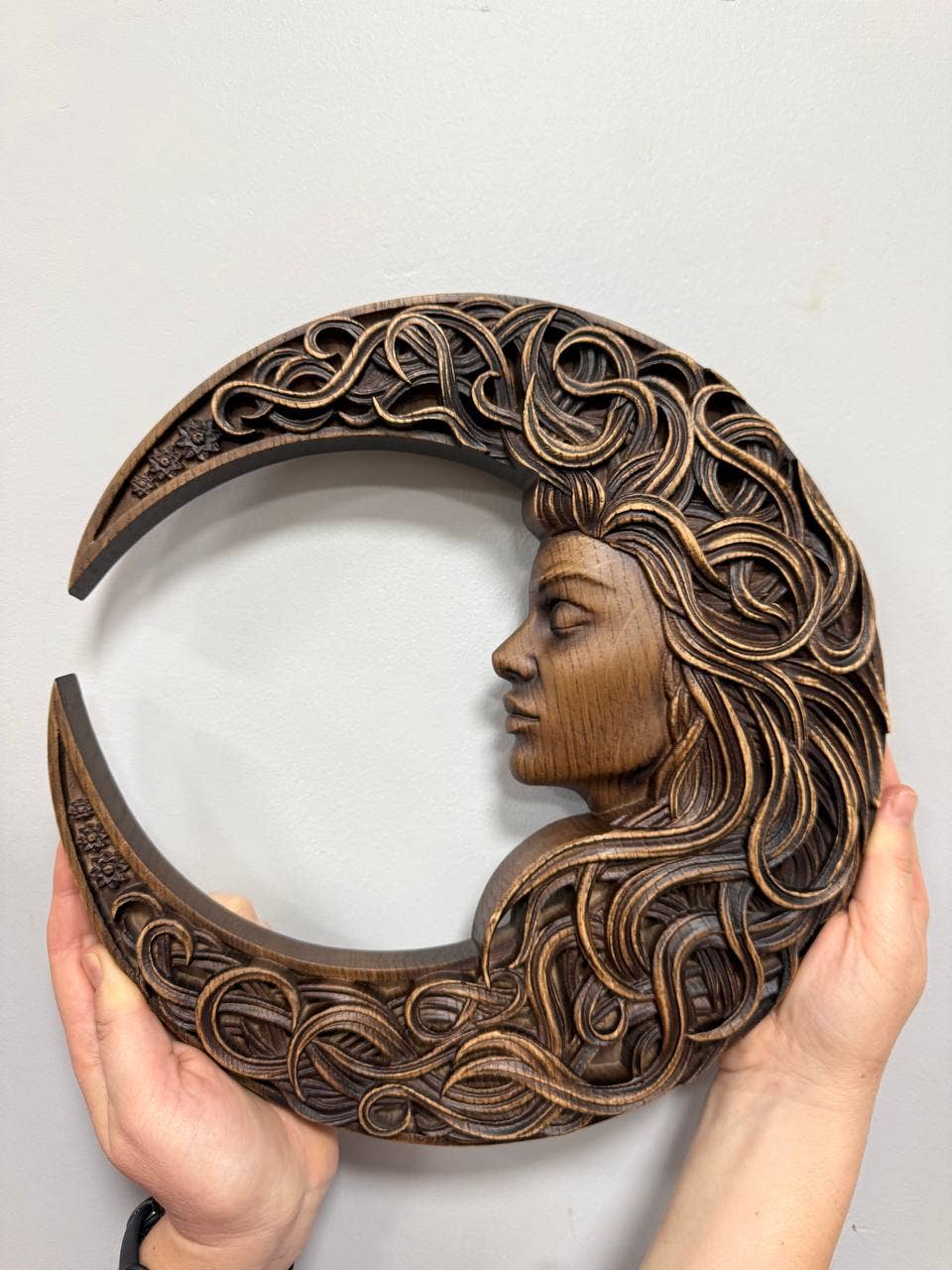 KozakWorkshop - Wholesale Wall Accent - Crescent Moon with Woman Face3