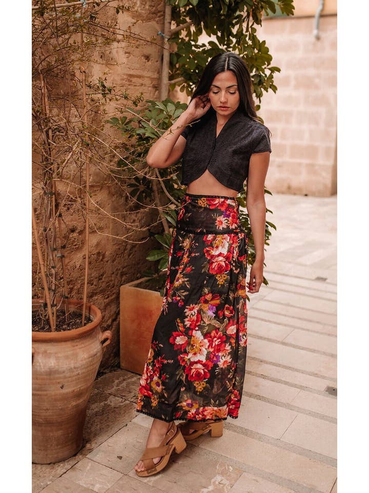 Miss Kitsch - Wholesale Skirt - Women's - Marcelle black floral cotton summer midi skirt, Style5