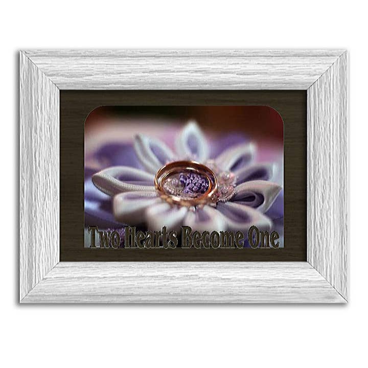 Cadre photo de table Two Hearts Become One, peut contenir 4 x 6 Pho pour la vente par Northland Frames and Gifts Inc