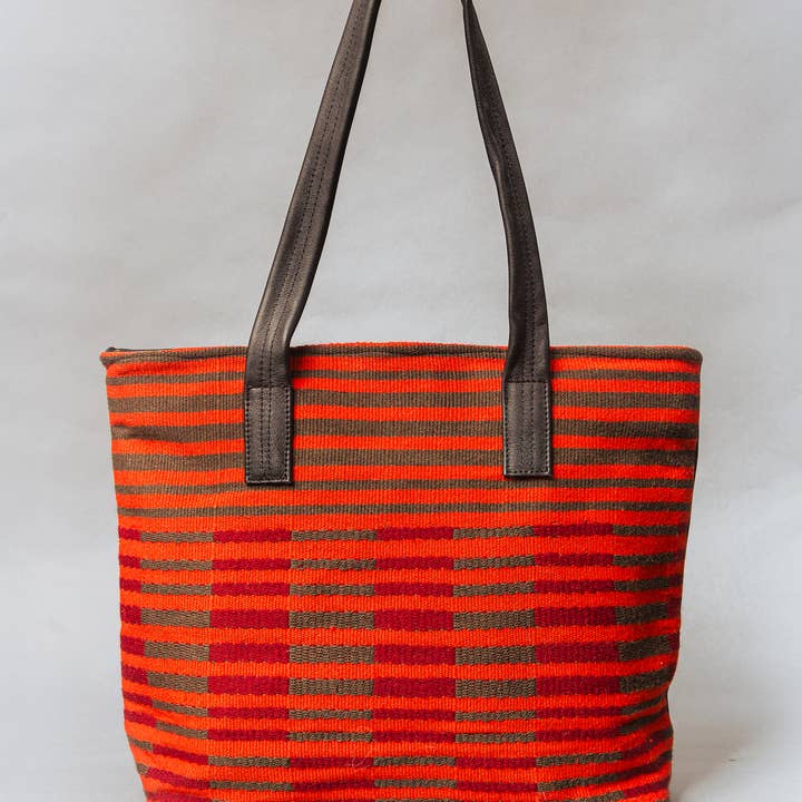 Awamaki - Wholesale Tote Bag - Women's - Woven Zip Tote6