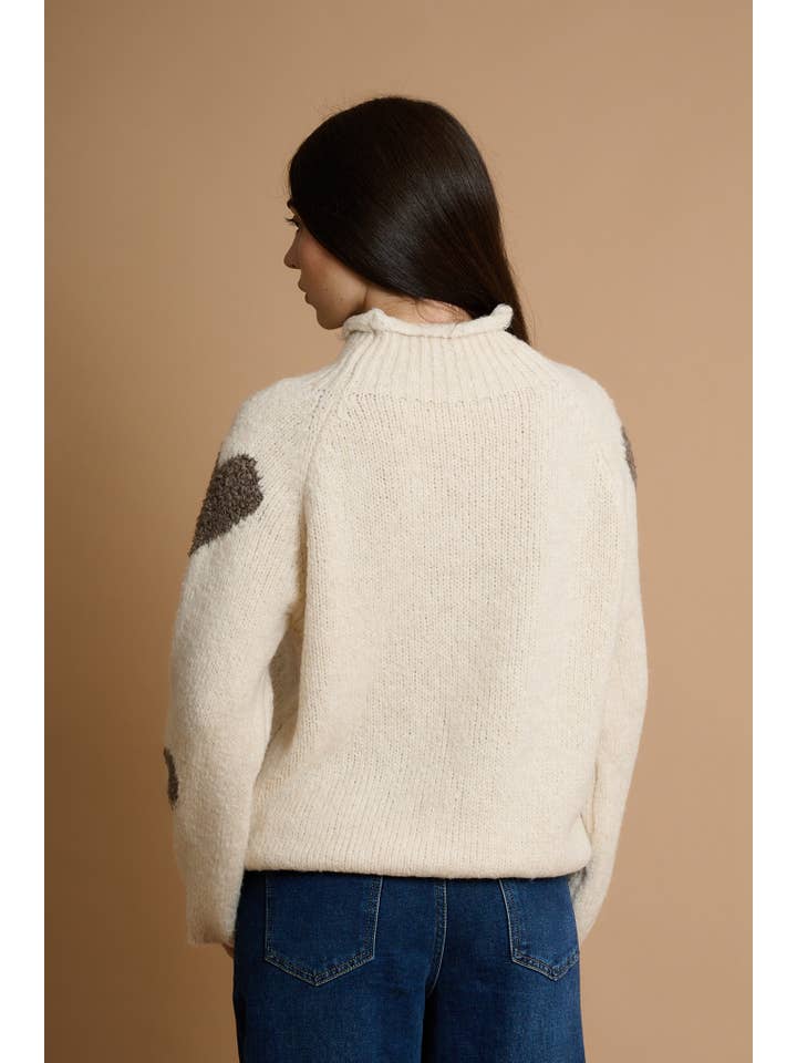 AMELÉ - Wholesale Knit Sweater - Women's - Chunky knit heart sweater5