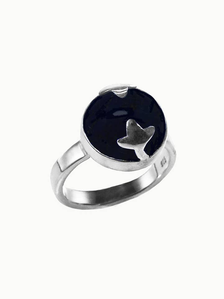 Sivalya Black Onyx Cabochon Ring - Spellbinder for wholesale by Sivalya