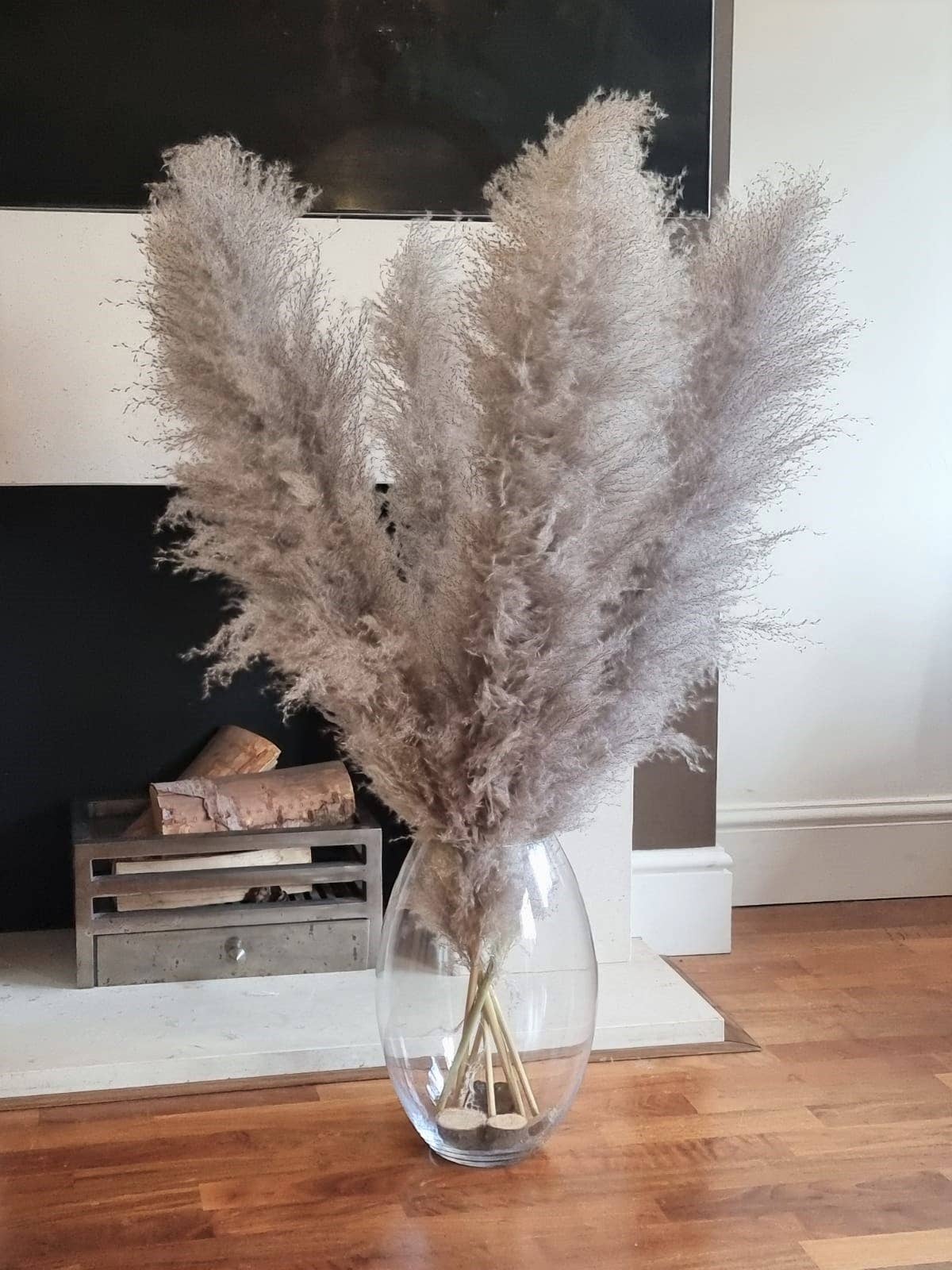 LoveProducts Ltd - Vente Fleur séchée/pressée - Grande herbe de la Pampa séchée gris foncé naturel décor floral pour la maison6