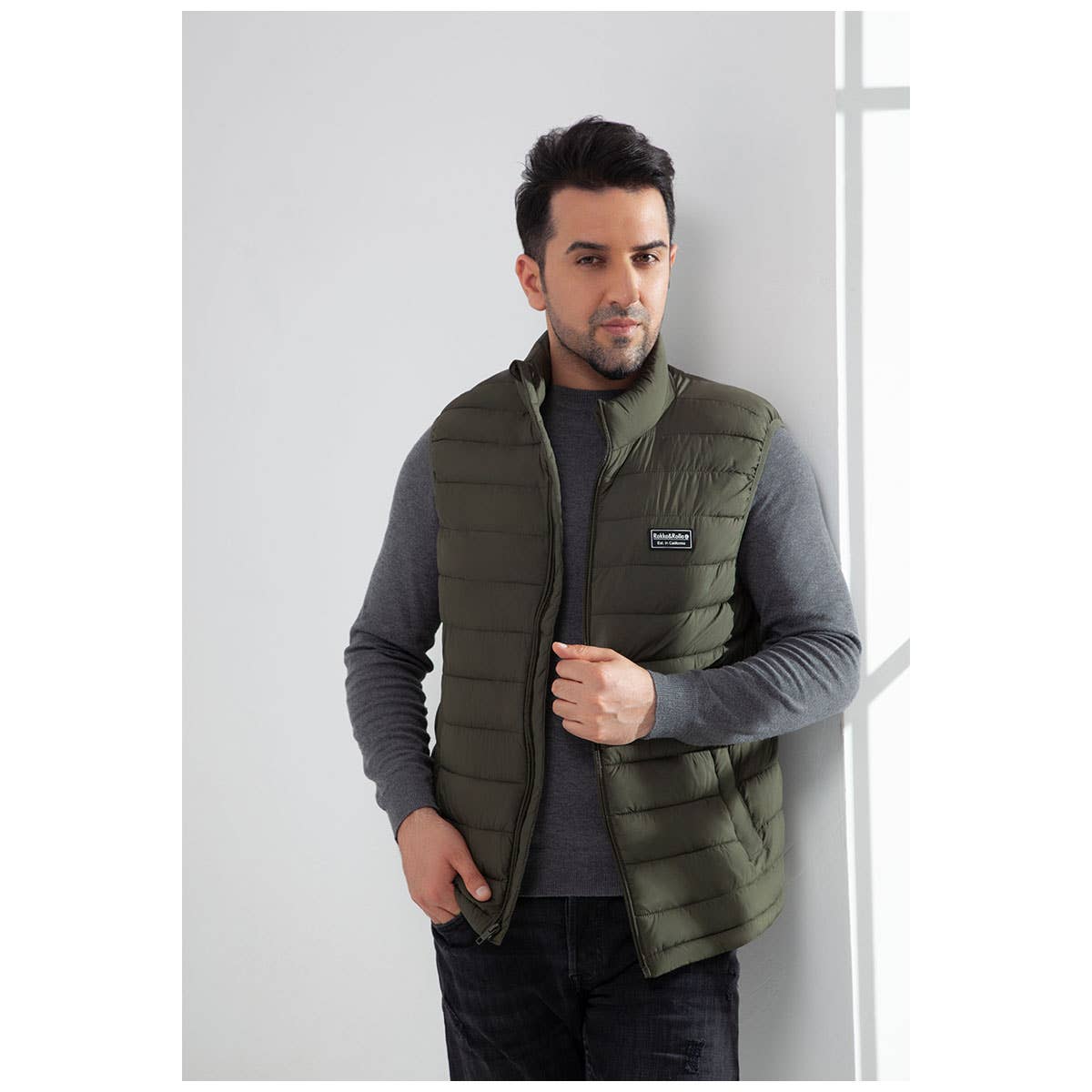 Rokka & Rolla - Wholesale Outerwear Vest - Men's - Men's Packable Puffer Vest Warm Sleeveless Jacket14