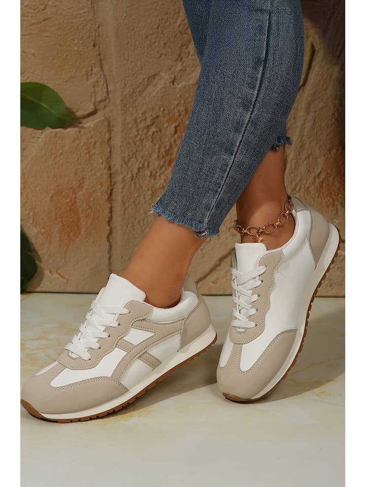 Aapparella - Wholesale Lifestyle Sneakers - Women's - Color Block Lace-up PU Leather Sneakers | US6-106