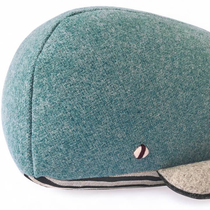 Carapau - Wholesale Decorative Tabletop Object - Emma, The Sperm Whale2