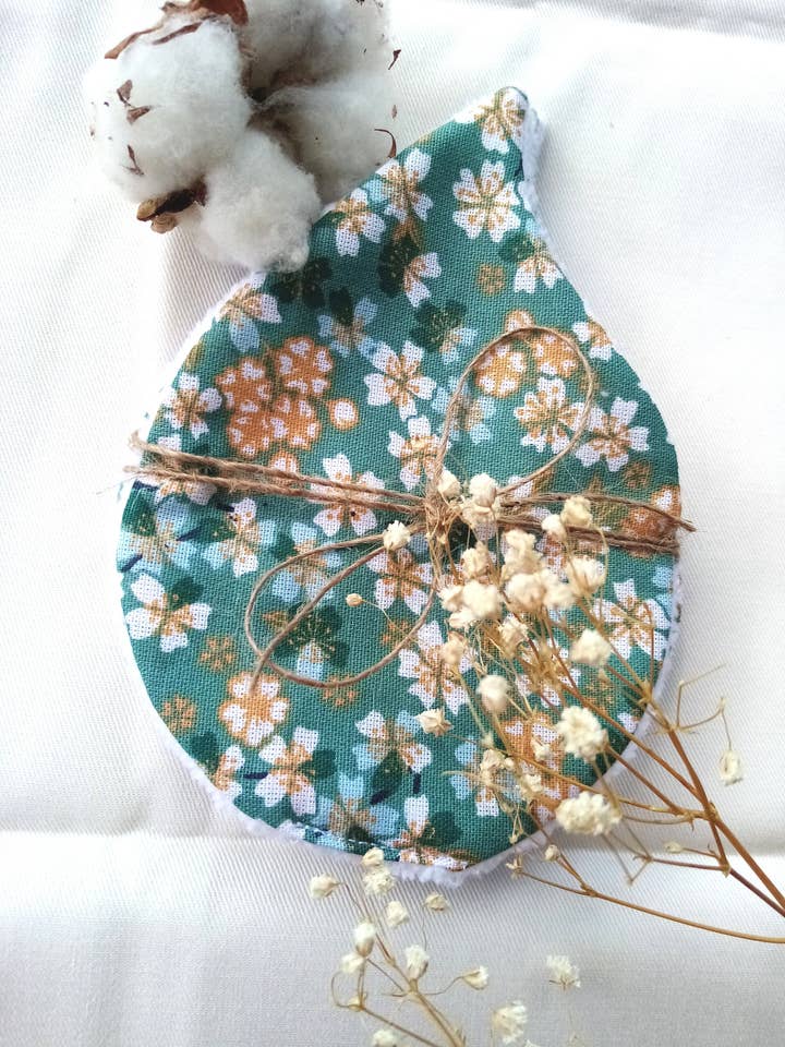 Salviette lavabili e struccanti a forma di goccia d'acqua turchese per la vendita all'ingrosso da parte di Esmée AccessoriesNco