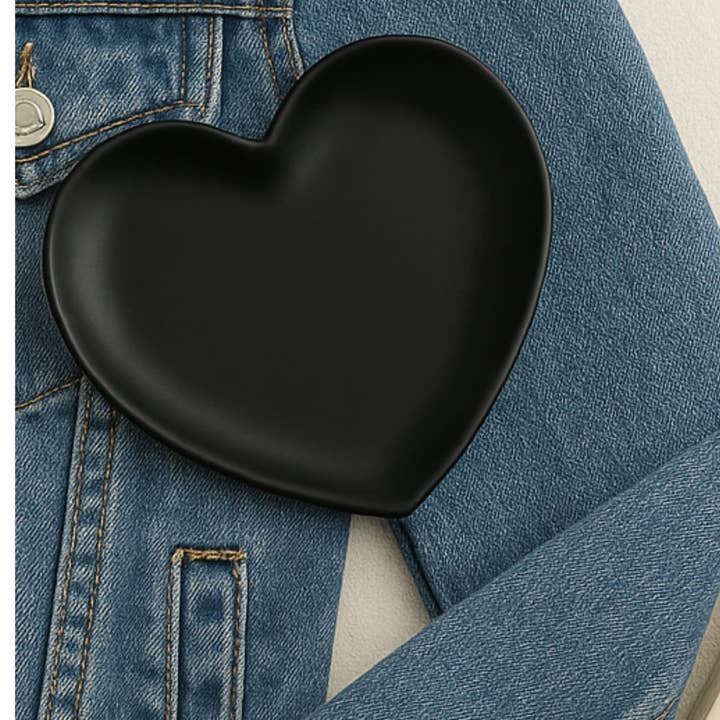 Magnifique Hearts - Wholesale Jewellery dish - Black Heart Ceramic Trinket Tray – 3.5" Modern Catchall Dish1
