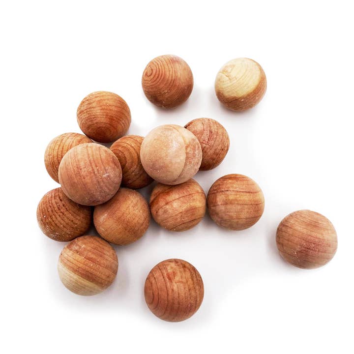 Éco-conseils - Wholesale Insect Repellent - Natural cedar wood moth repellent2