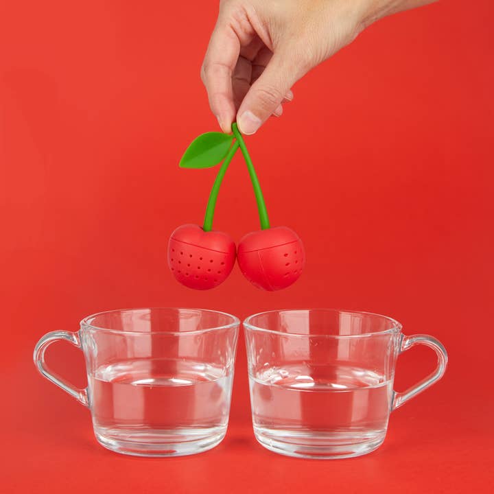 Balvi - Wholesale Tea Strainer/Infuser - Cherry red double tea infuser silicone4