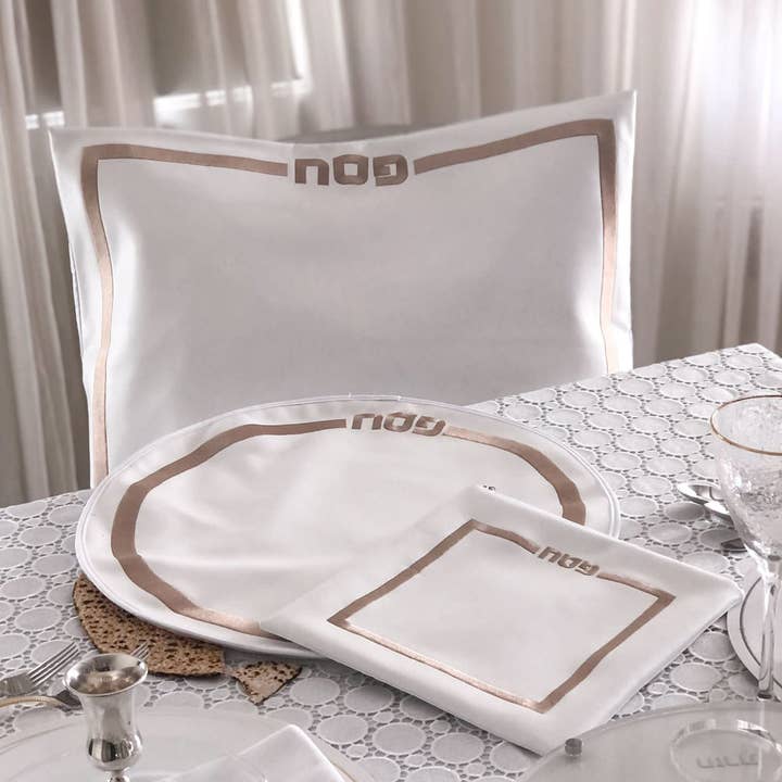 Seder Set Classic Design with Towel for wholesale by Boker-Tov Shalom