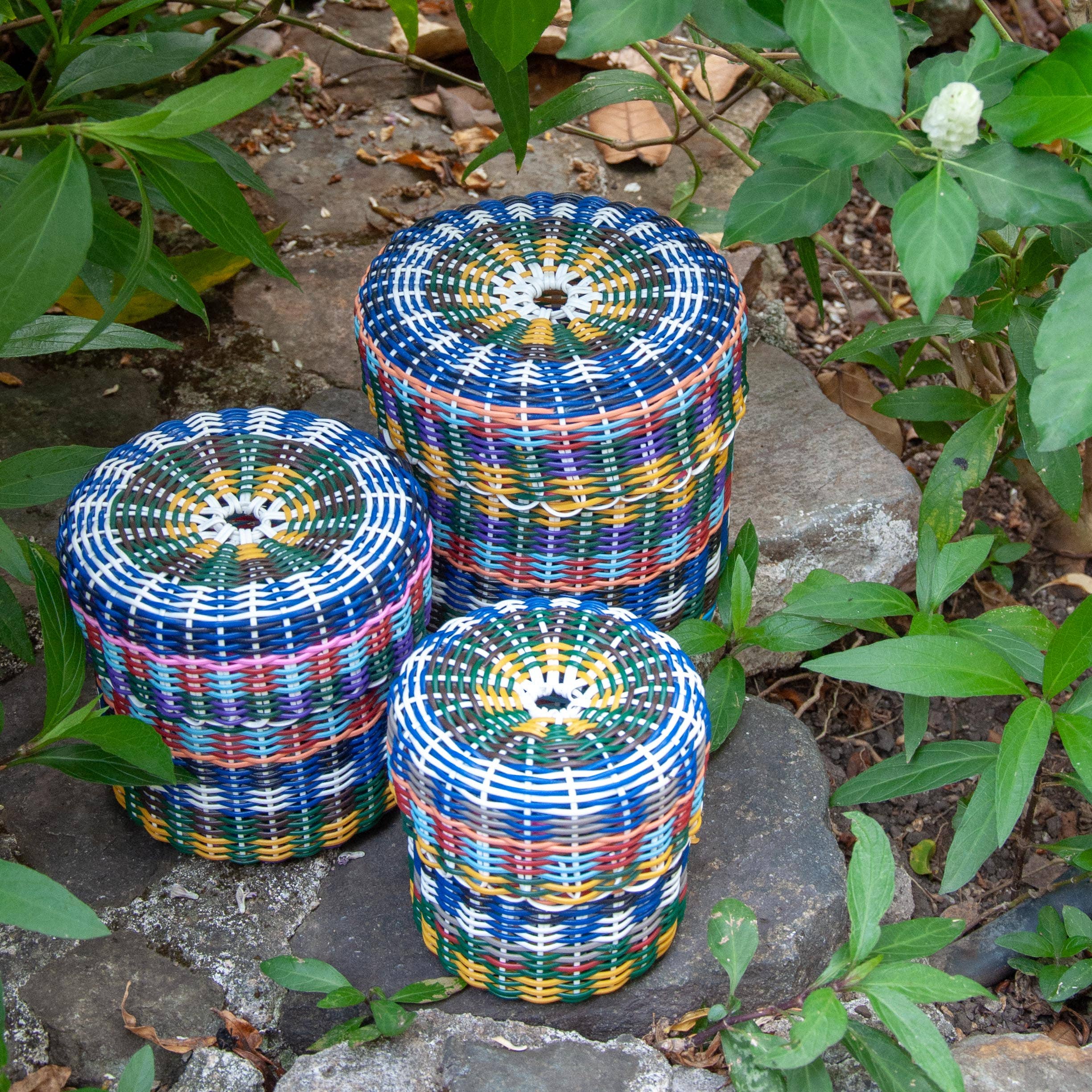 ixöq - Wholesale Basket - Catch-All Lidded Round Containers   - Set Of 3 - Multi Color Striped11