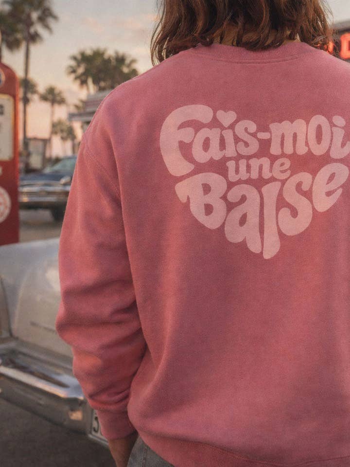 Unisex sweatshirt "Giv mig et knald" for engroshandel hos Peye et Meye