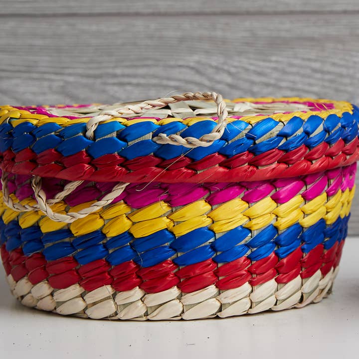 Verve Culture - Wholesale Basket - Mexican Woven Palm Tortilla Basket2