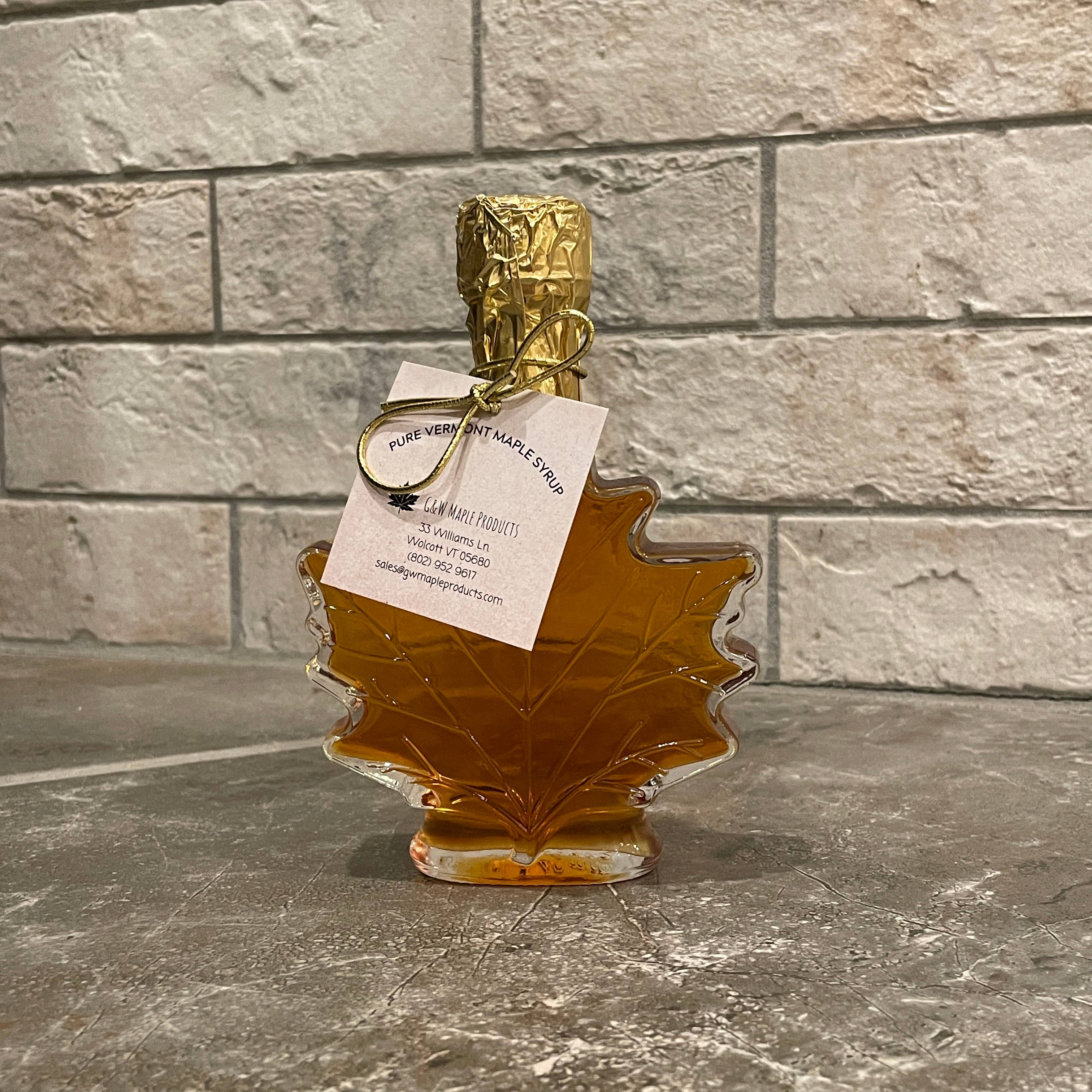 G&W Maple Products - Wholesale Maple Syrup - Maple Syrup | Glass Maple Leaf | 100ml1