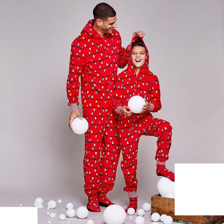 Pajama Village - Wholesale Sleepwear Set - Unisex - Christmas Red Light Bulbs Print Family Matching Jumpsuits1
