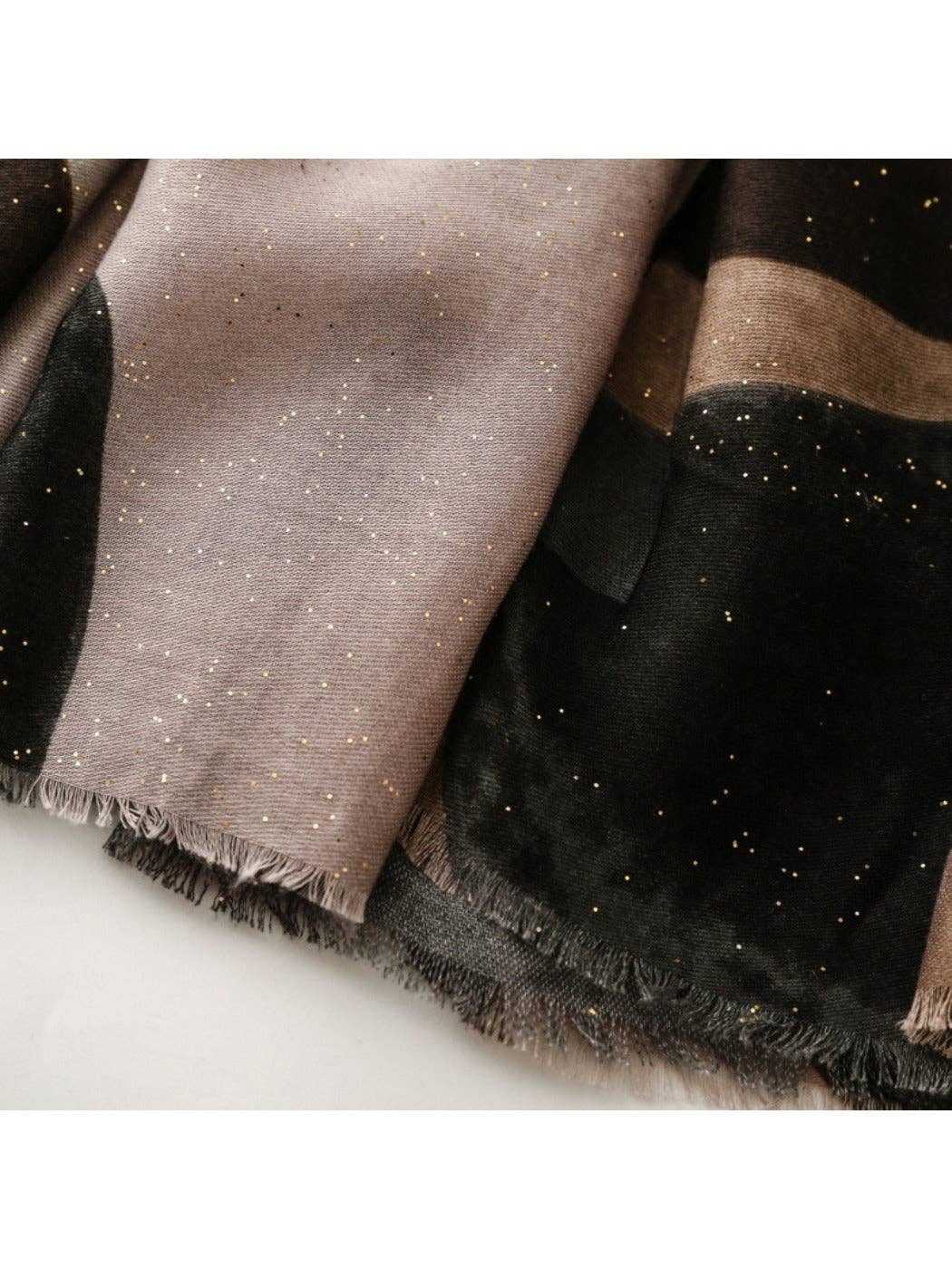 Funkyrel® Atzbranding Limited - Wholesale Scarf - Women's - Scarvii - Abstract Art Scarf with Gold Foil & Glitter9